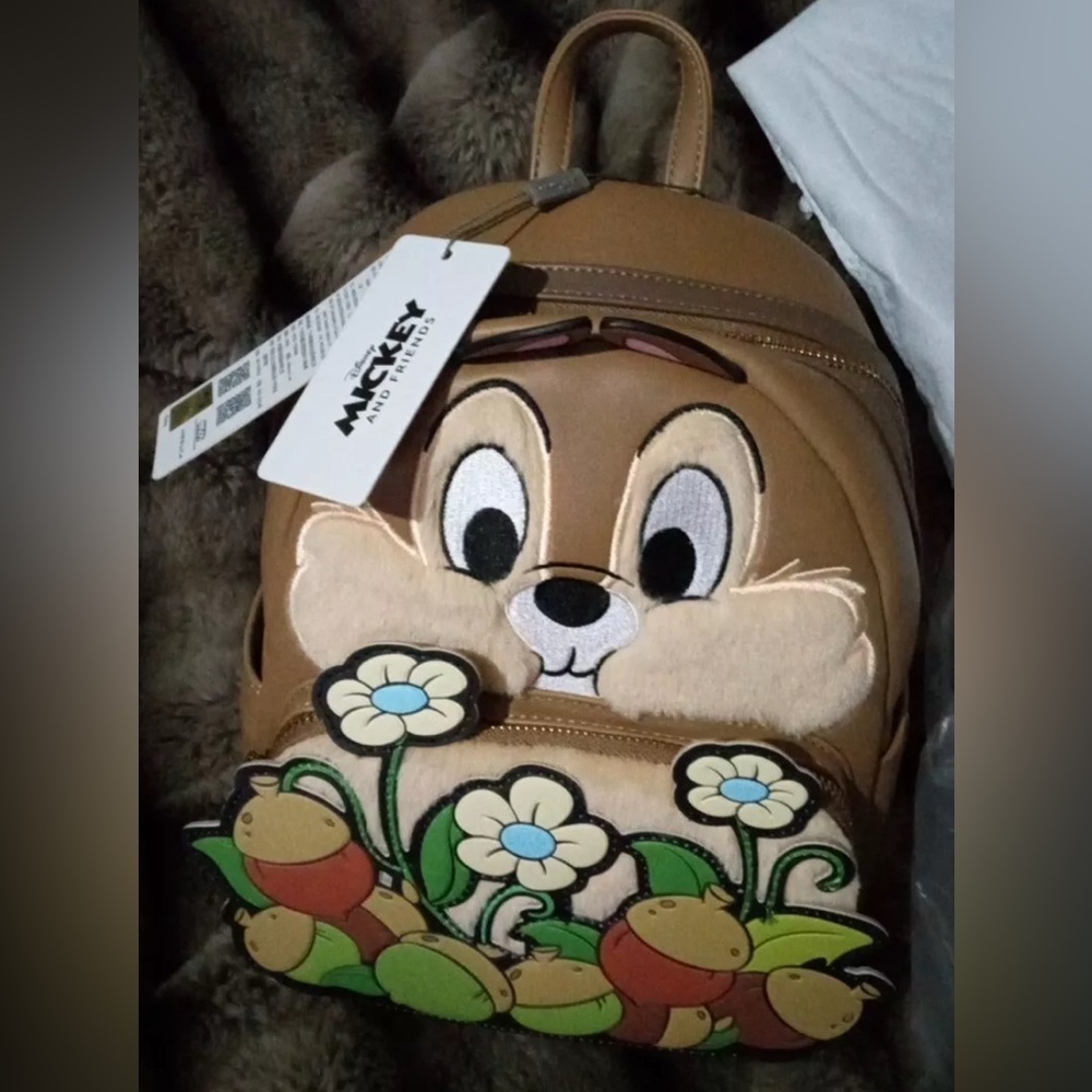 DISNEY OFFICIALLY LICENSED CHIP & DALE SHOULDER BAG BABY BACKPACK NWT - Picture 2 of 3